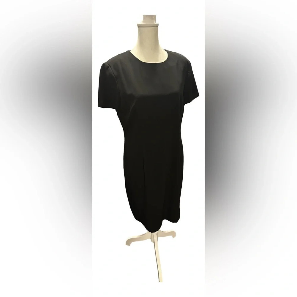 Talbots Black Short Sleeve Dress Sz 10P Fitted Round Neck Career Church